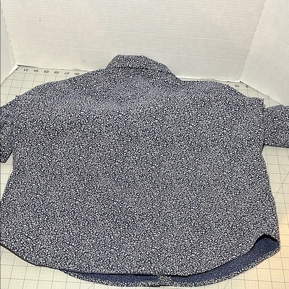 Levi's Blue and White Casual Button Down Shirt Relaxed Fit - Picture 10 of 10